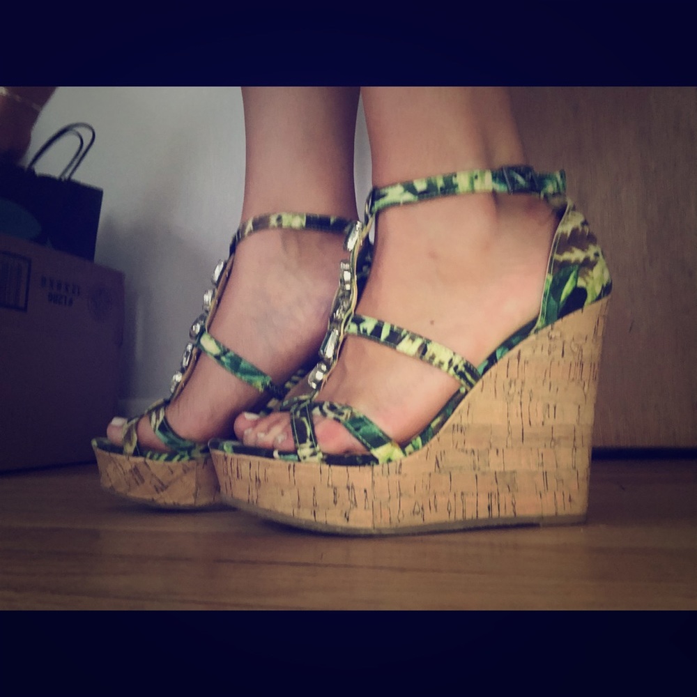 Wedge sandals